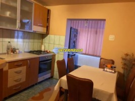 2-camere-de-vanzare-in-cetate-alba-iulia-etaj-1-cu-garaj-6